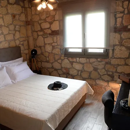 Five Senses Luxury Sithonia